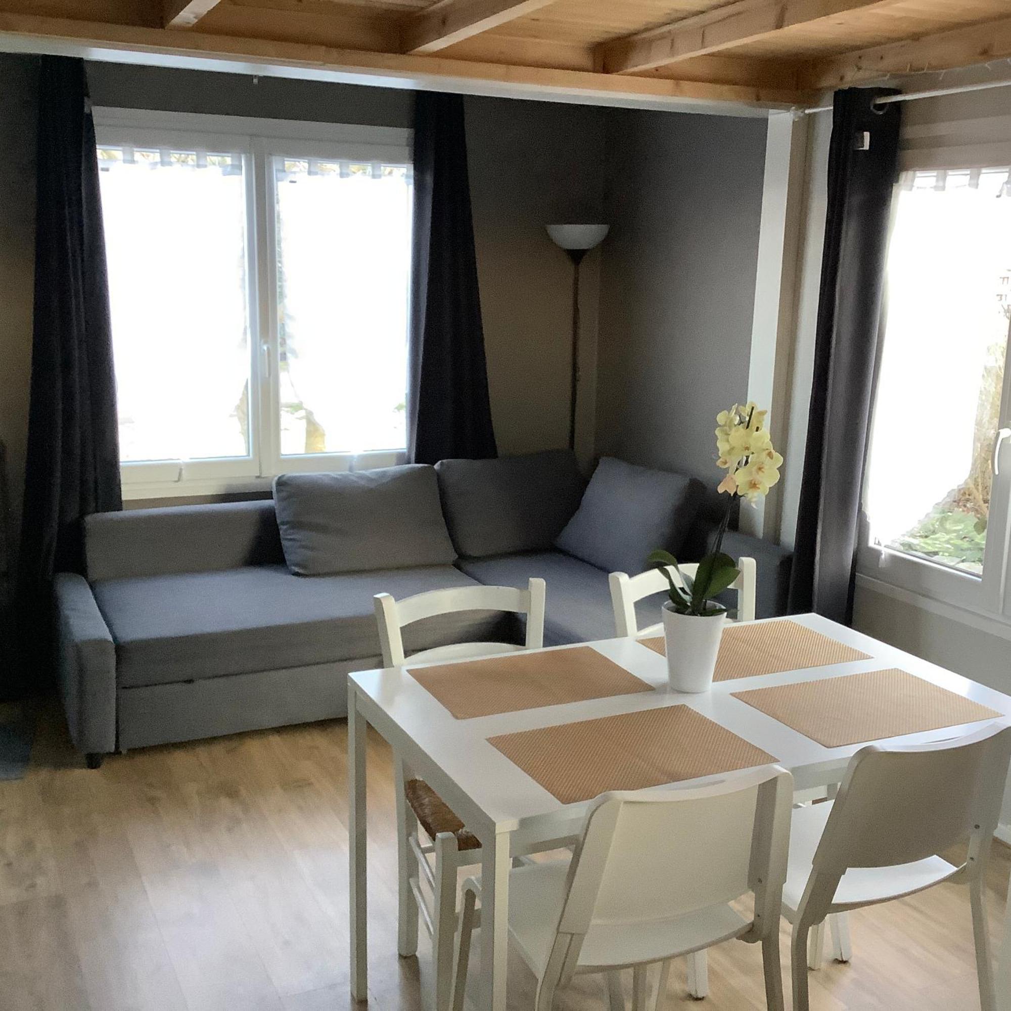 Chalet Charmant Monika Avec Piscine Yvoir 外观 照片